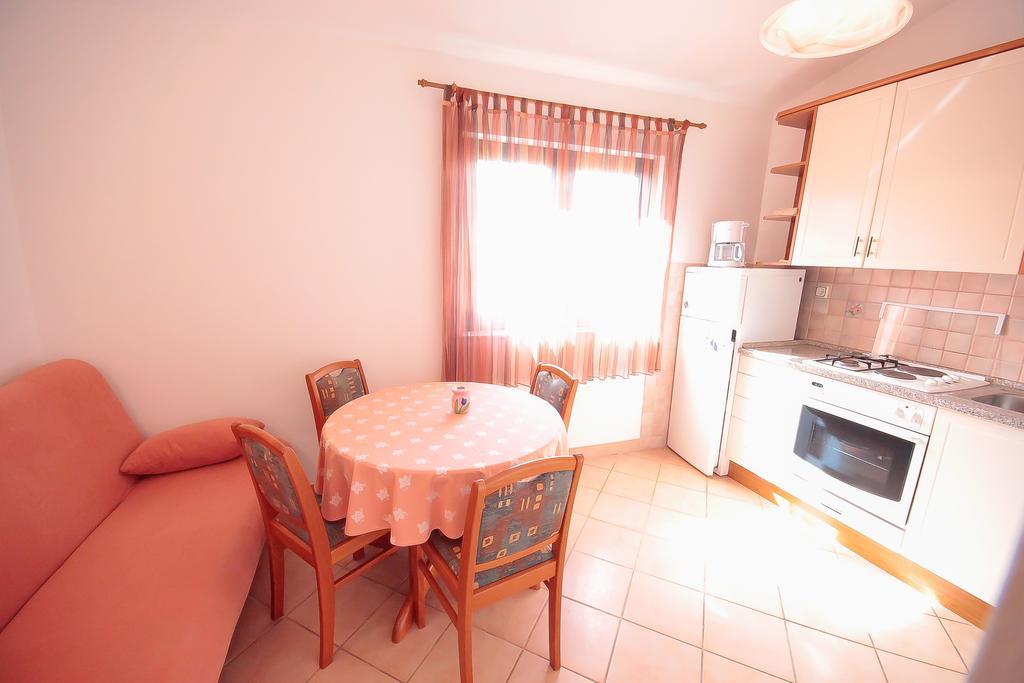 Apartments Skelin فوديس الغرفة الصورة